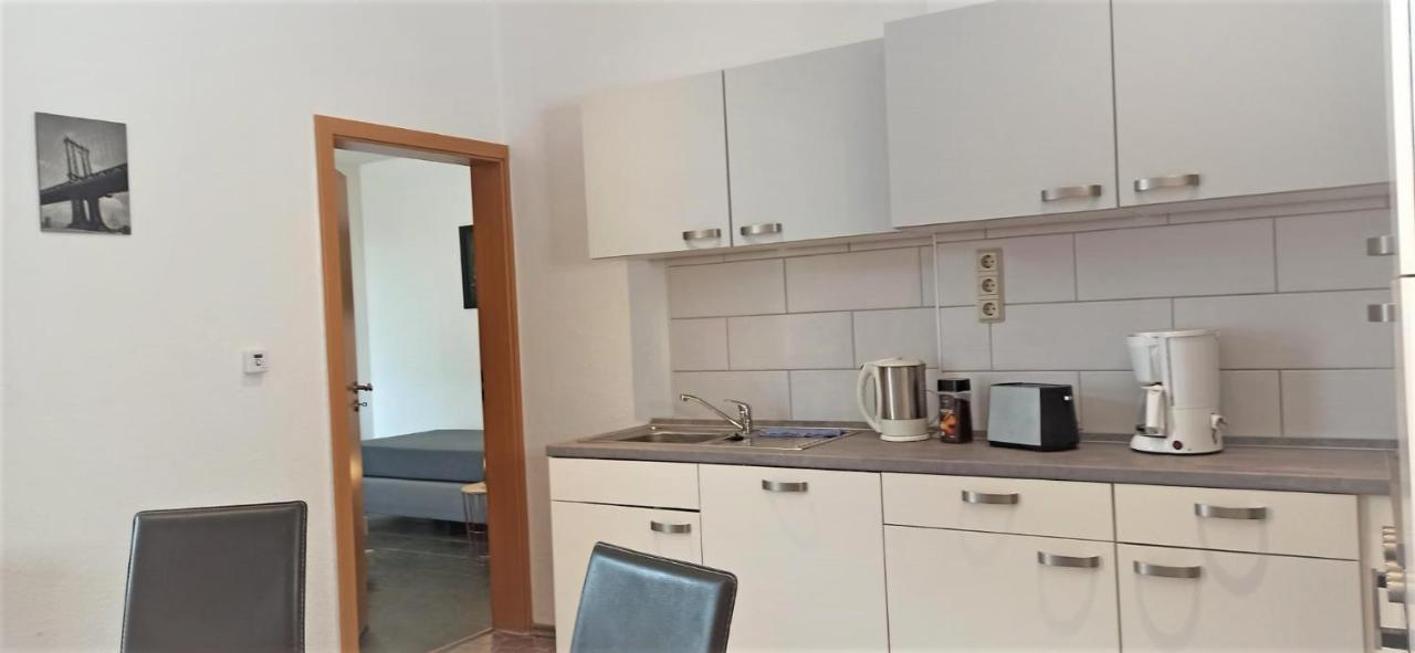Apartment Fuer Bis Zu 7 Personen Mit Balkon Halberstadt Exterior photo